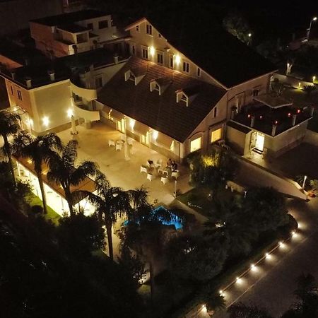 Hotel Villa Ruggiero Brusciano المظهر الخارجي الصورة